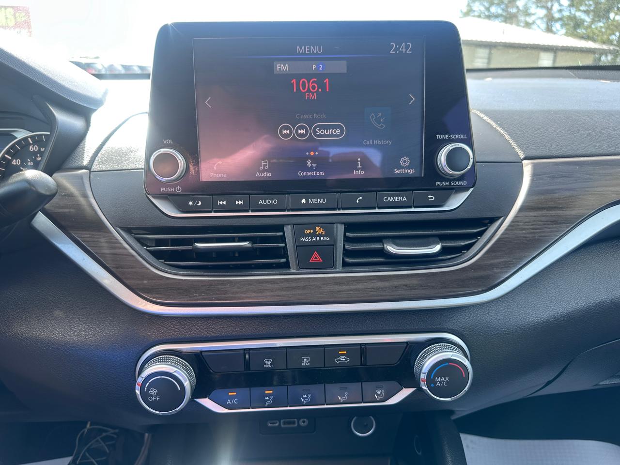 Nissan Altima 2.5 SV Sedan 2024