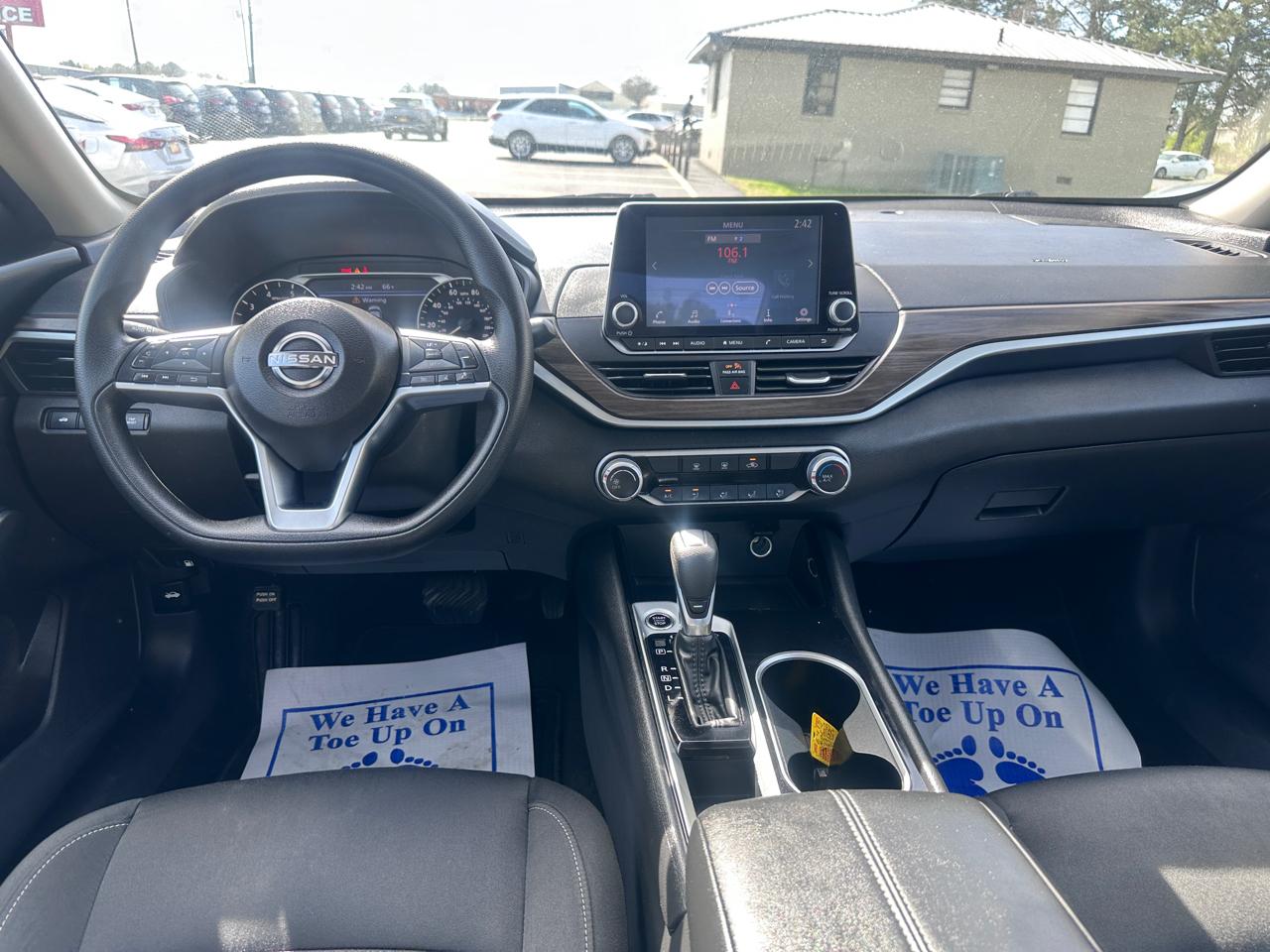 Nissan Altima 2.5 SV Sedan 2024