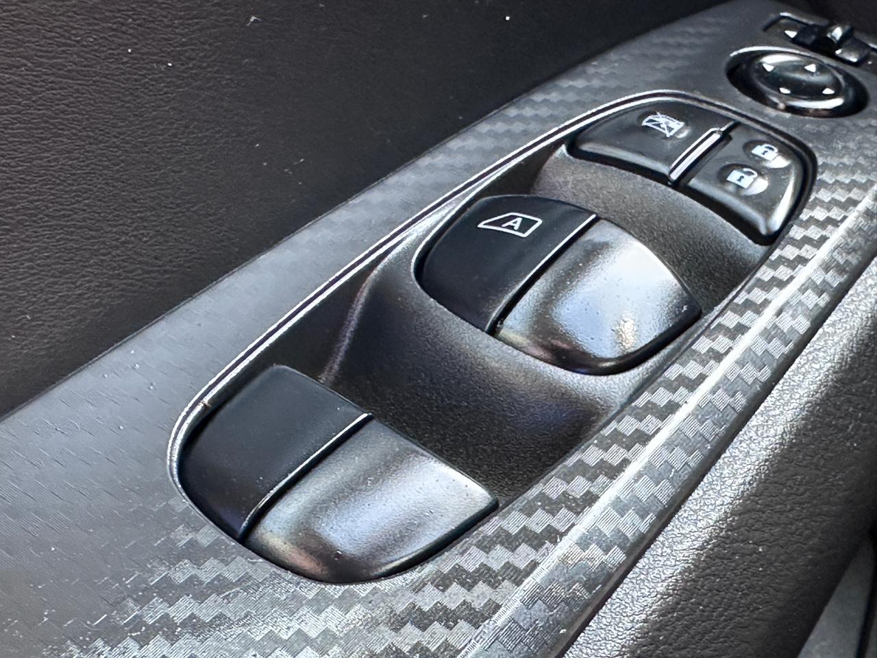 Nissan Altima 2.5 SV Sedan 2024