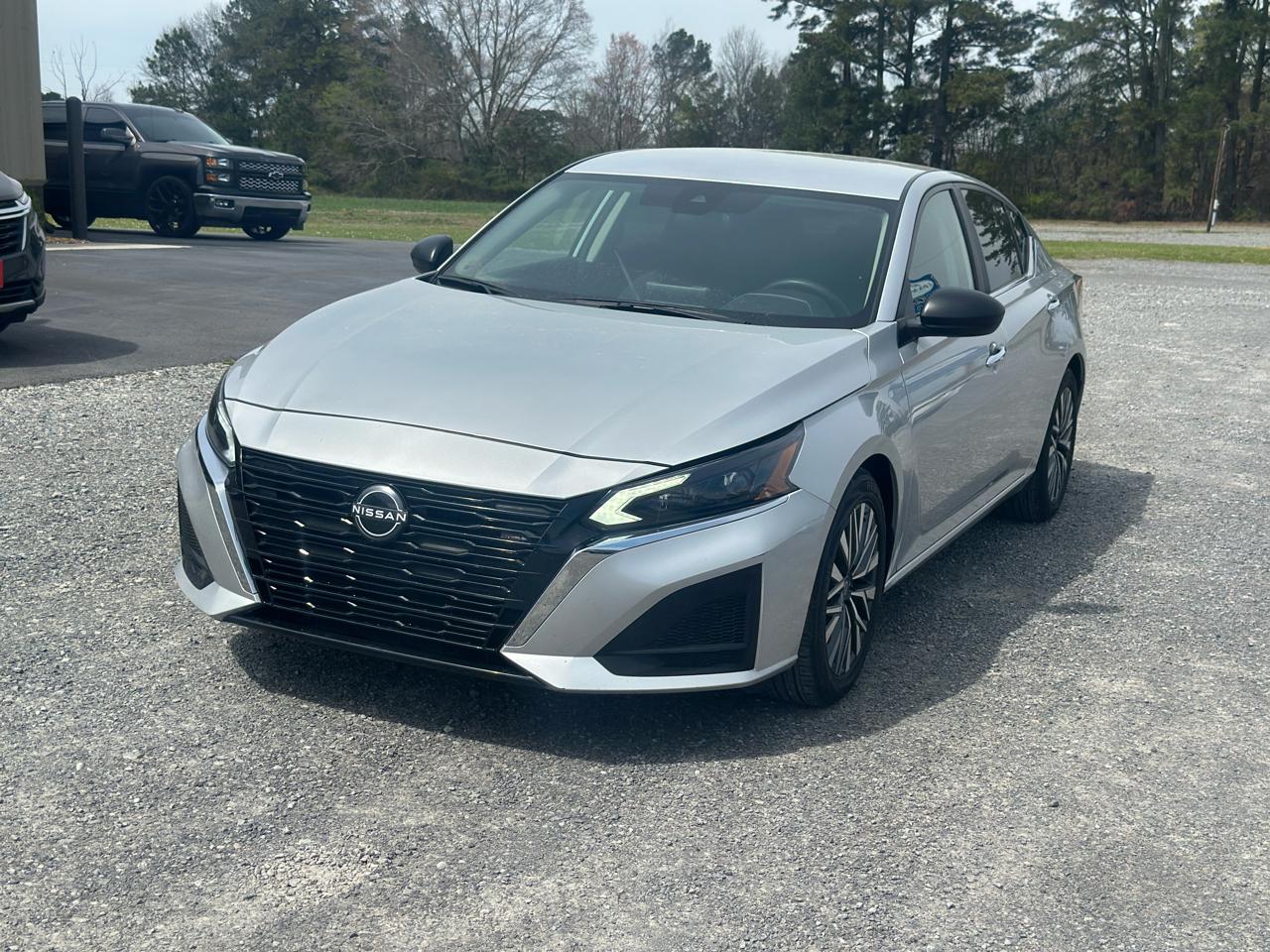 Nissan Altima 2.5 SV Sedan 2024