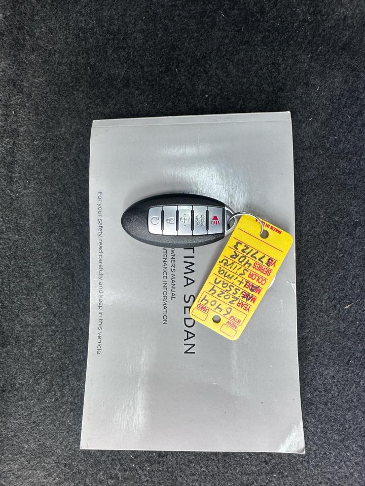 Nissan Altima 2.5 SV Sedan 2024