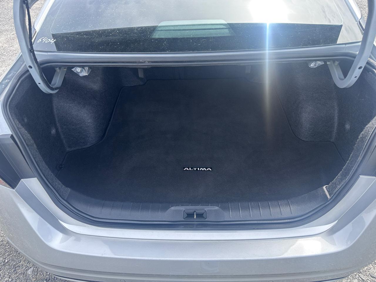 Nissan Altima 2.5 SV Sedan 2024