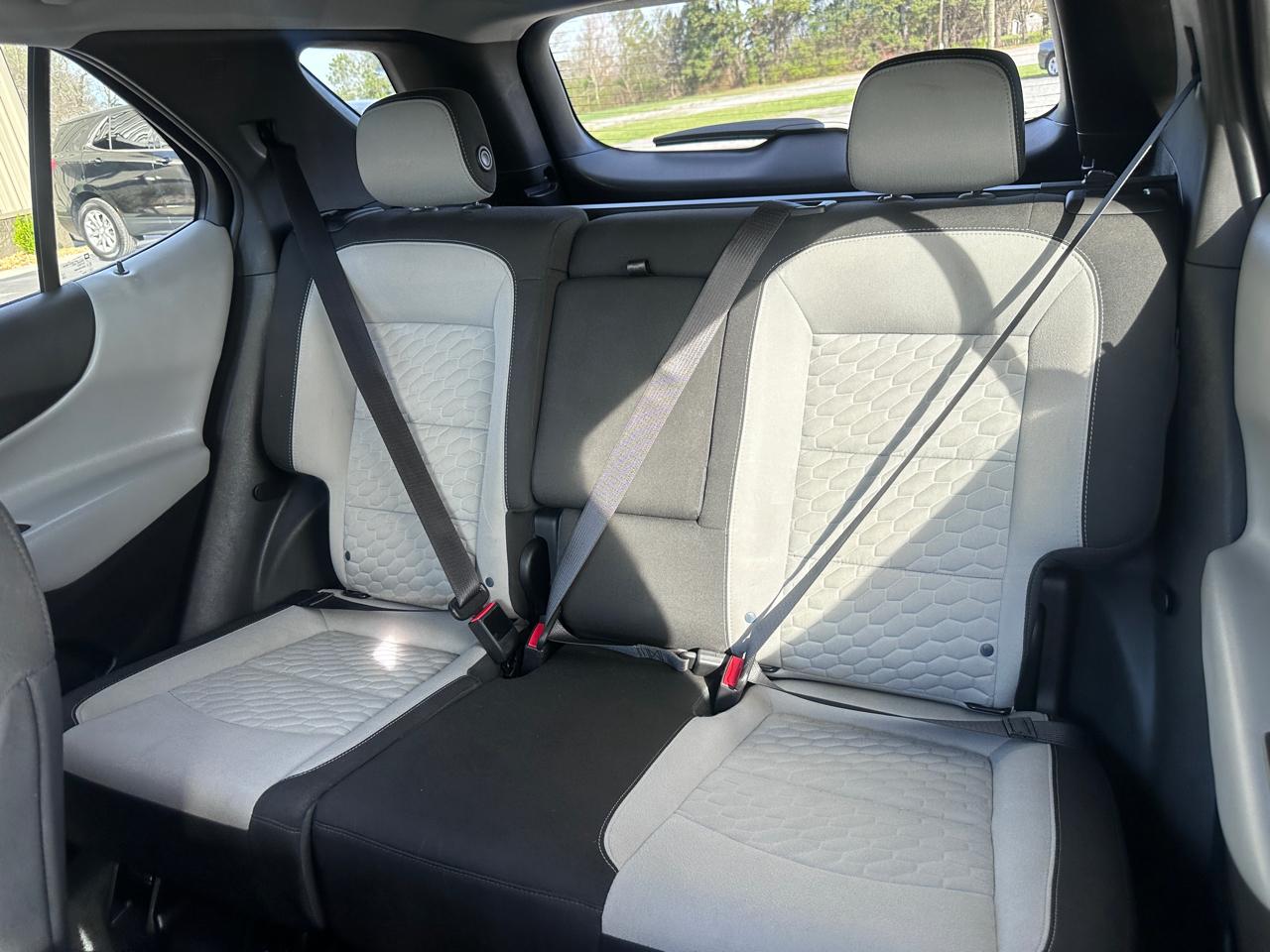 Chevrolet Equinox FWD 4dr LS w/1FL 2020