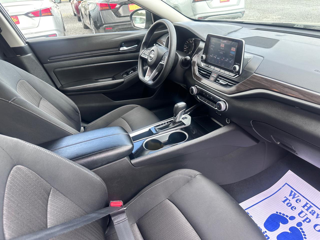 Nissan Altima 2.5 SV Sedan 2024