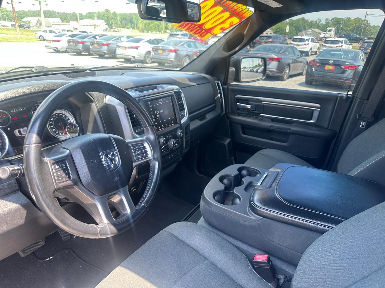 RAM 1500 Classic Warlock 4x2 Crew Cab 5'7" Box 2021