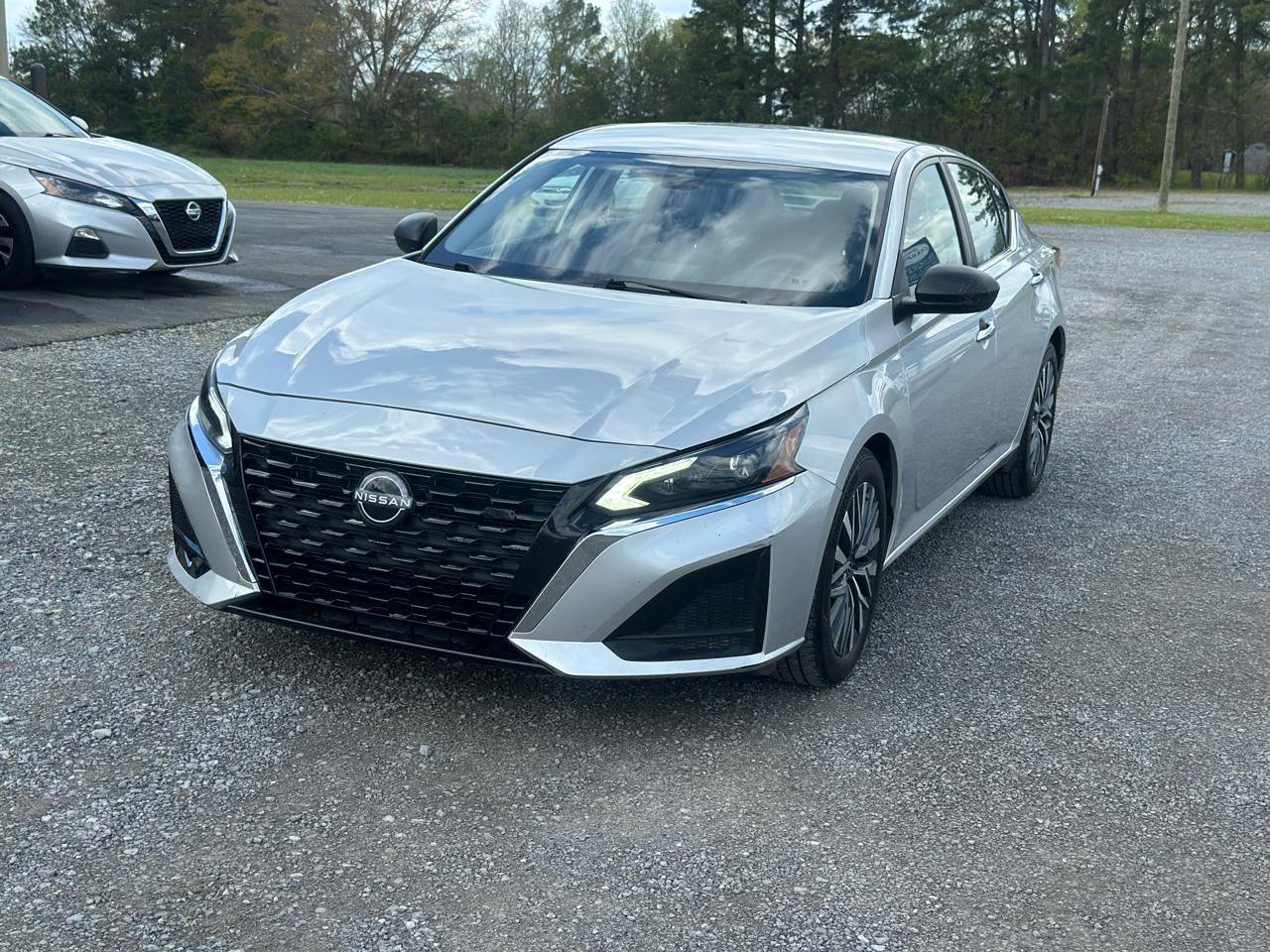 Nissan Altima 2.5 SV Sedan 2024