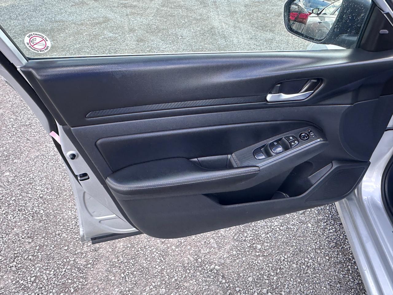 Nissan Altima 2.5 SV Sedan 2024