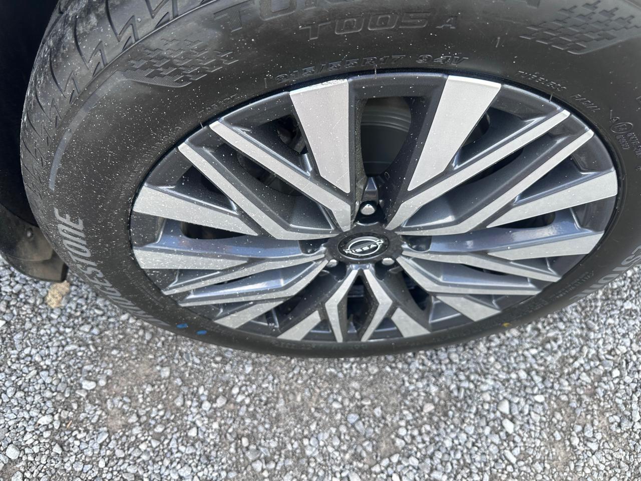 Nissan Altima 2.5 SV Sedan 2024