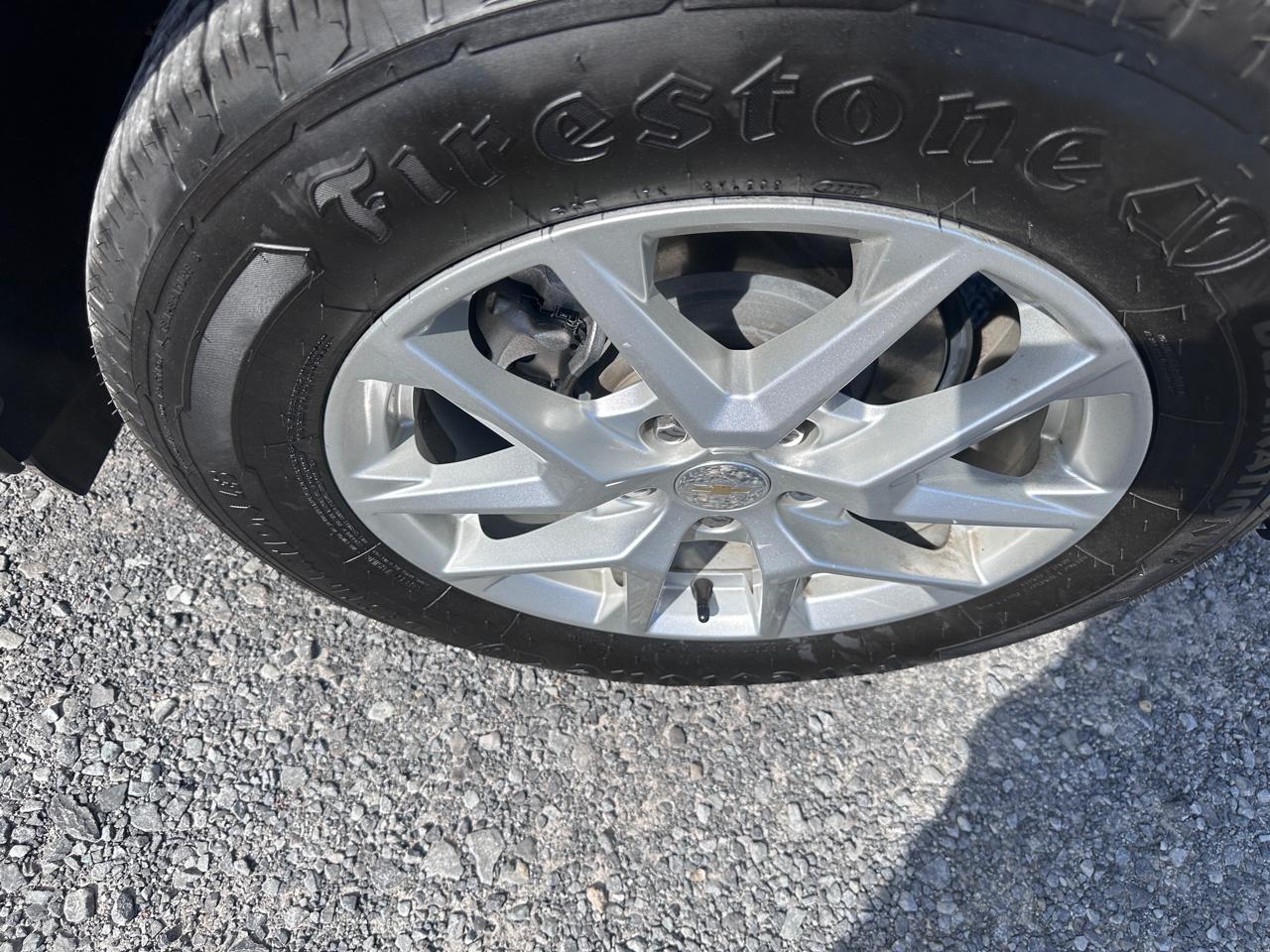 Chevrolet Equinox FWD 4dr LS w/1FL 2023