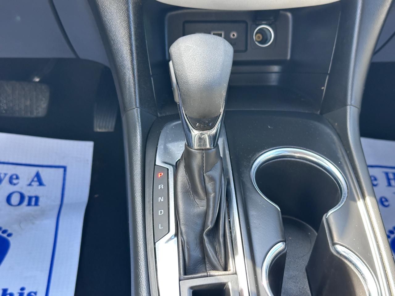 Chevrolet Equinox FWD 4dr LS w/1FL 2023