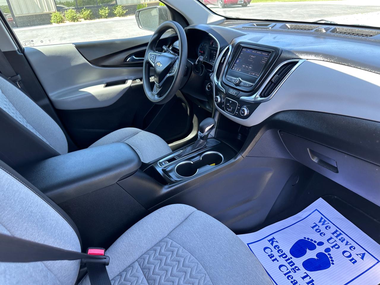 Chevrolet Equinox FWD 4dr LS w/1FL 2022