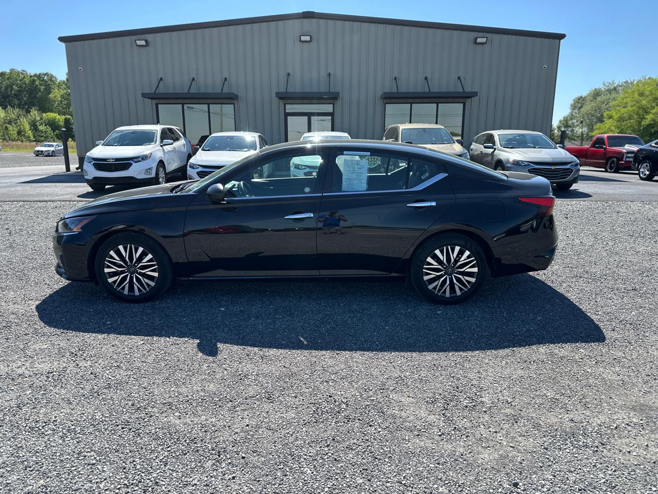 Nissan Altima 2.5 SV Sedan 2024