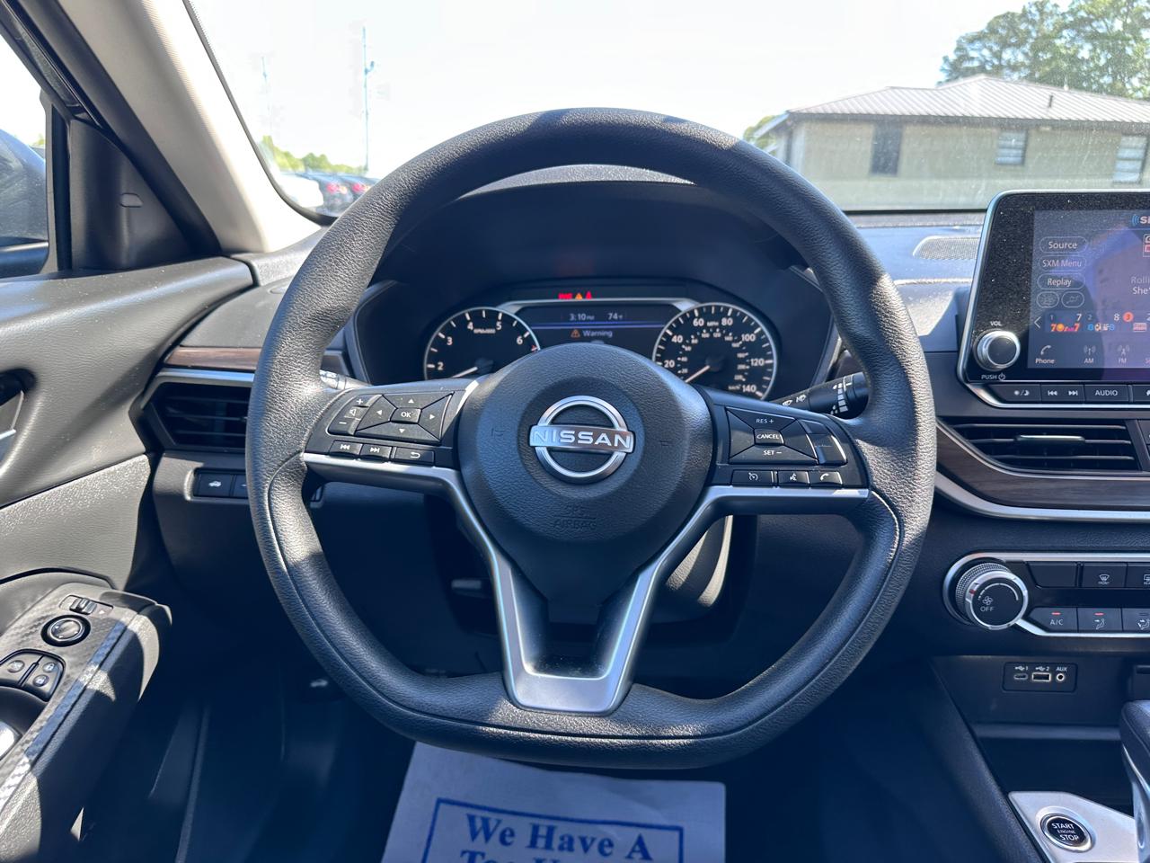 Nissan Altima 2.5 SV Sedan 2024