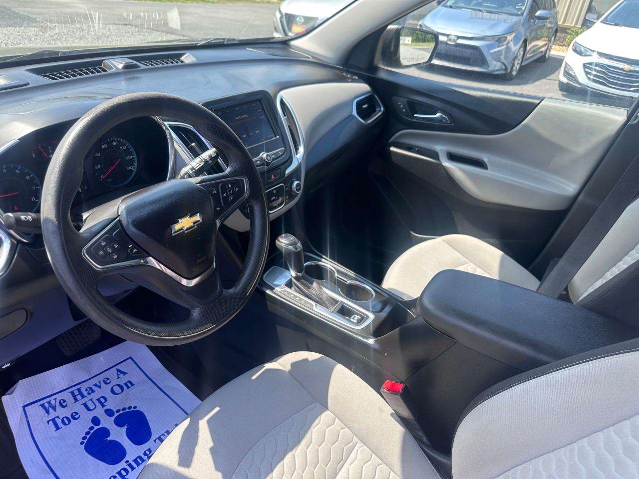 Chevrolet Equinox FWD 4dr LS w/1FL 2020