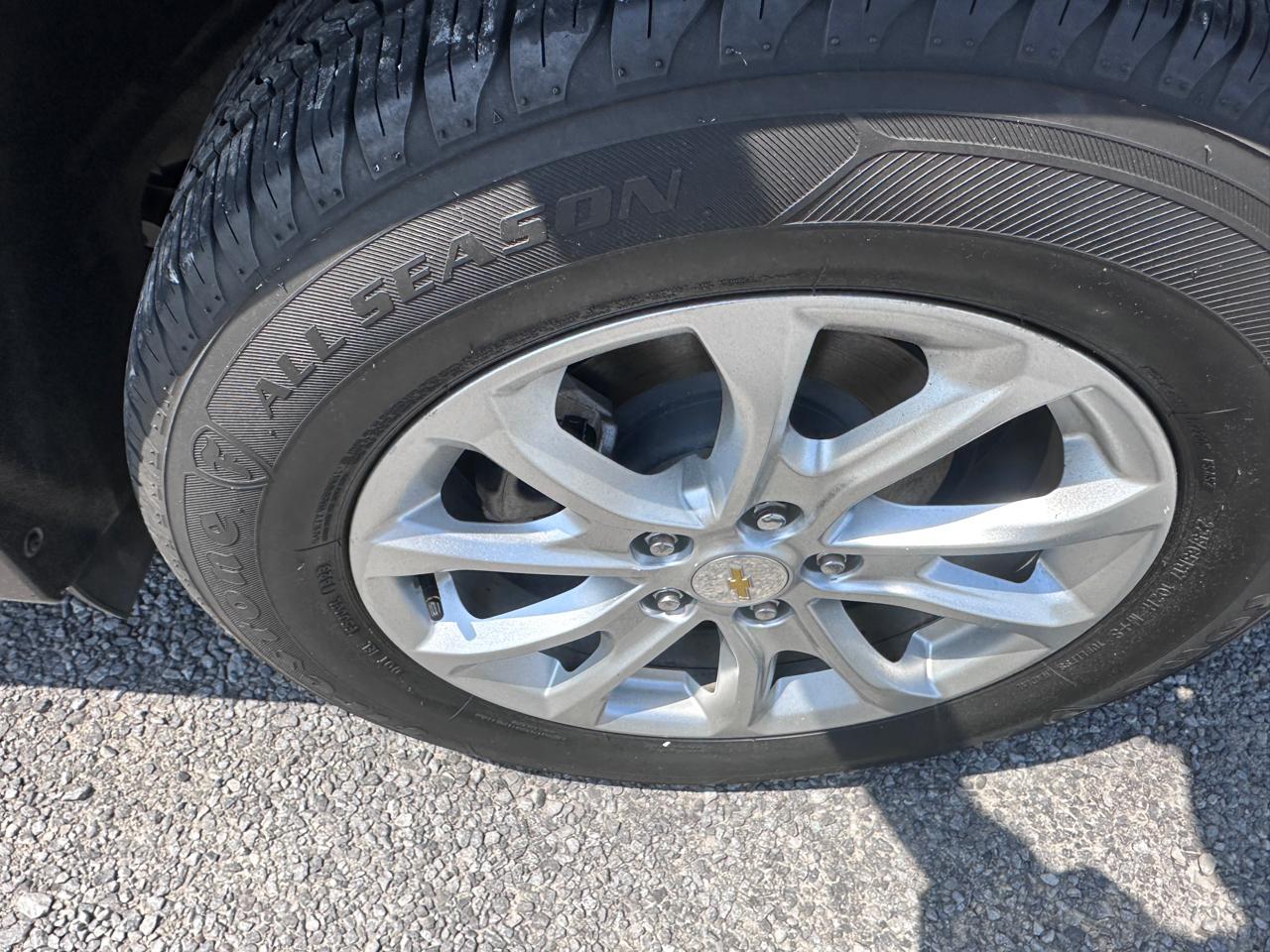 Chevrolet Equinox FWD 4dr LS w/1FL 2020