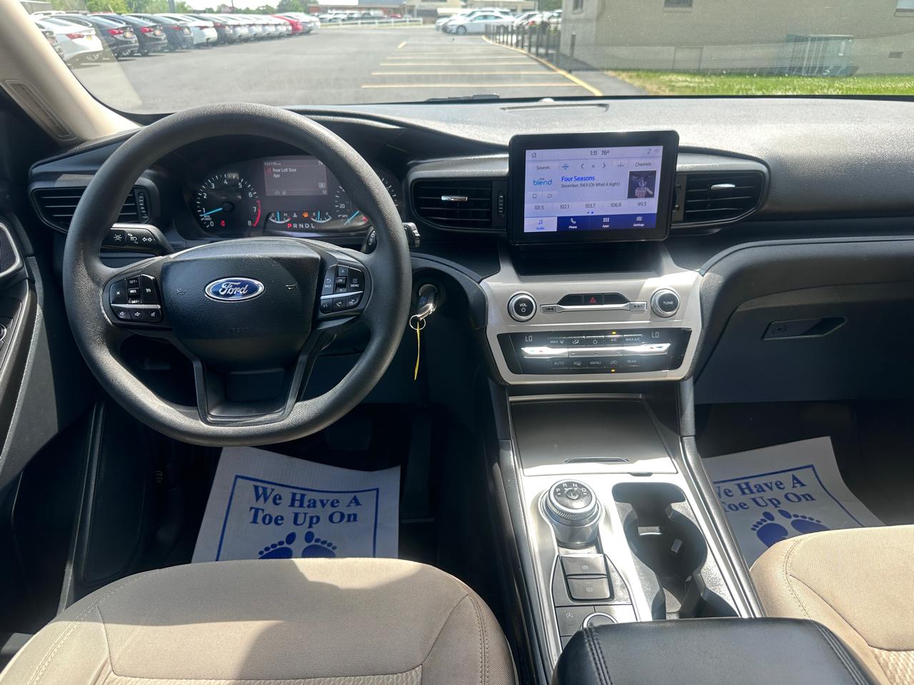 Ford Explorer Base 4WD 2021