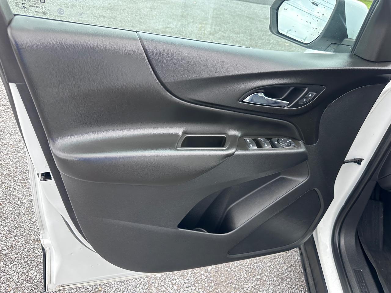 Chevrolet Equinox FWD 4dr LT w/2FL 2021