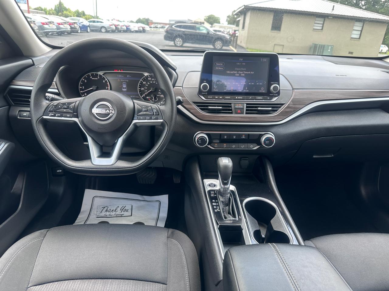 Nissan Altima 2.5 SV Sedan 2024
