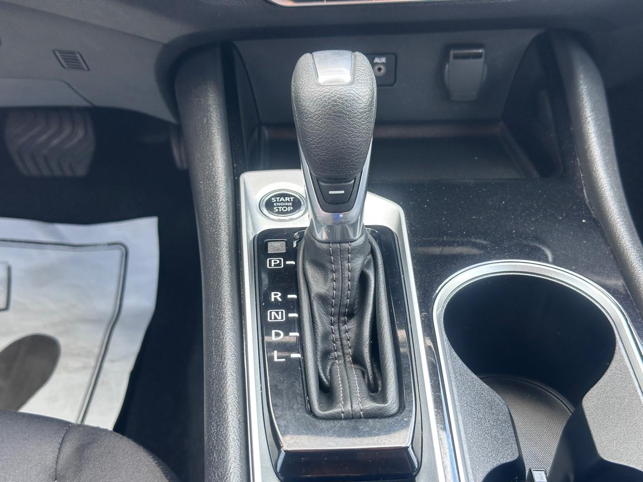 Nissan Altima 2.5 SV Sedan 2024