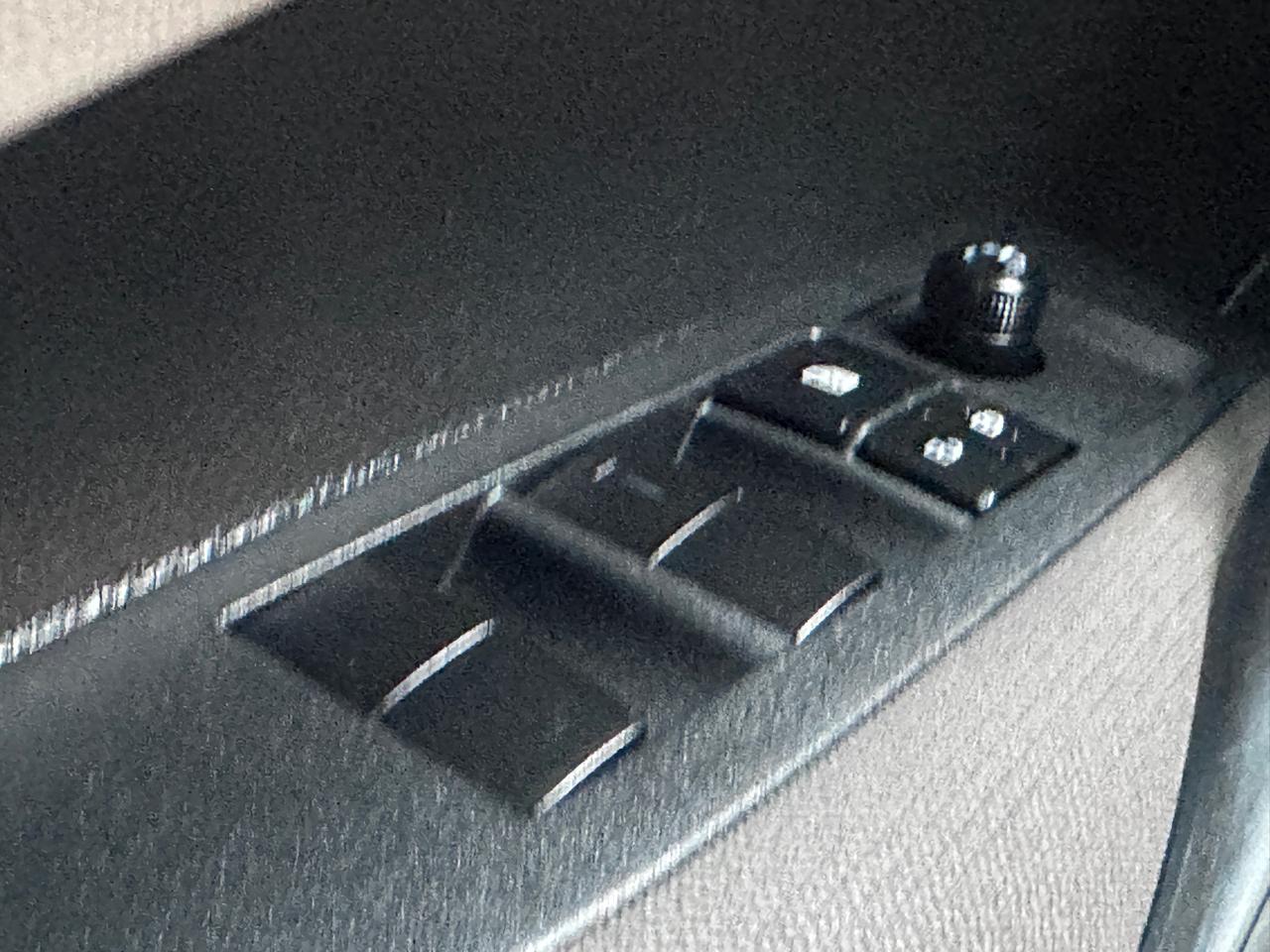 Toyota Corolla LE CVT (Natl) 2020