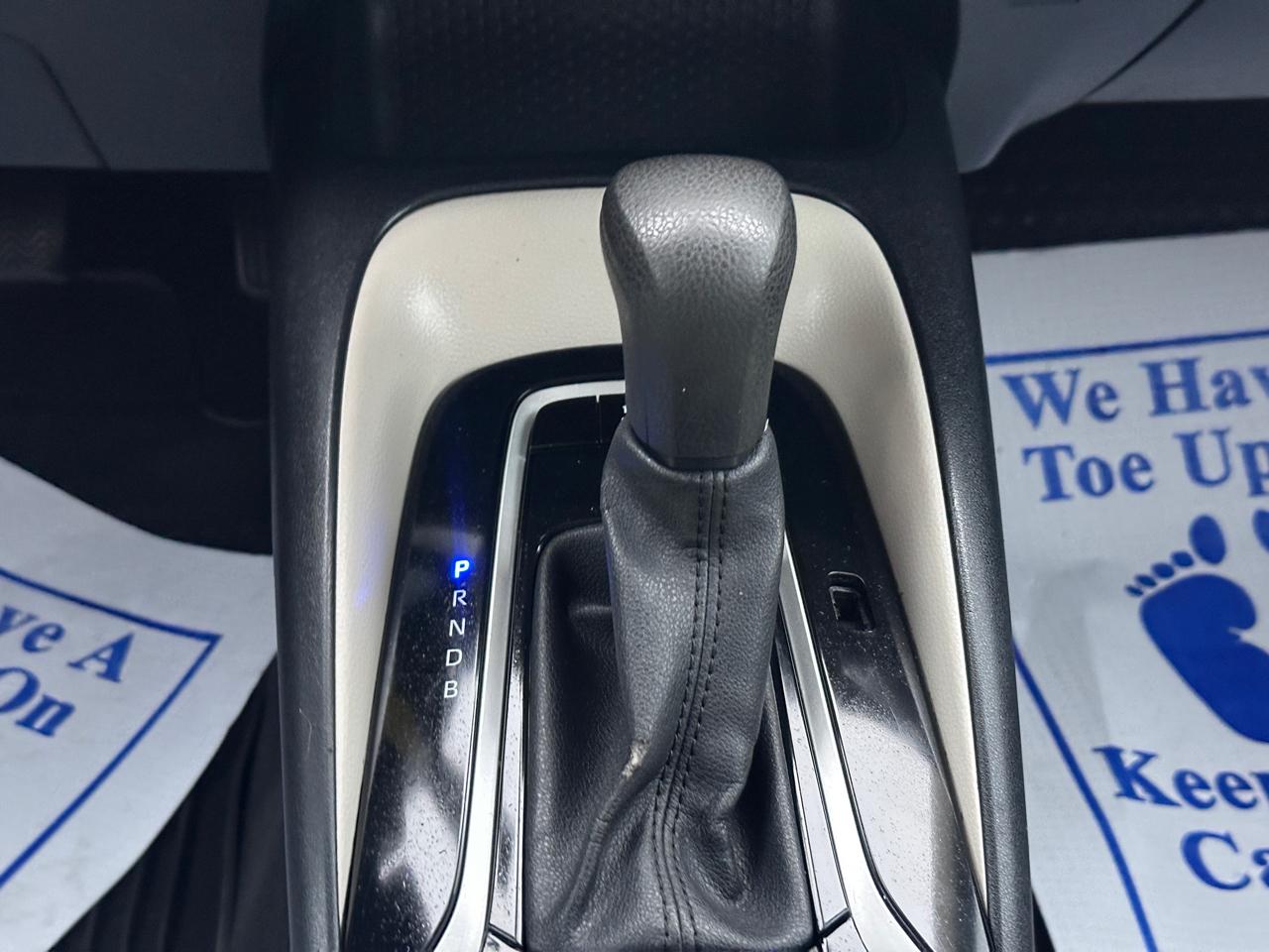 Toyota Corolla LE CVT (Natl) 2020