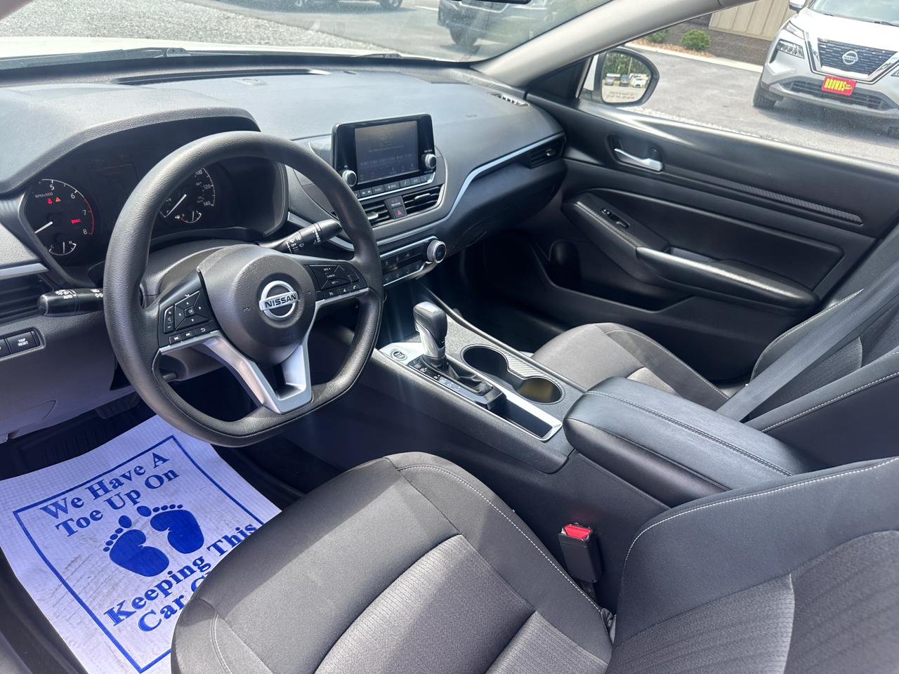 Nissan Altima 2.5 S Sedan 2022