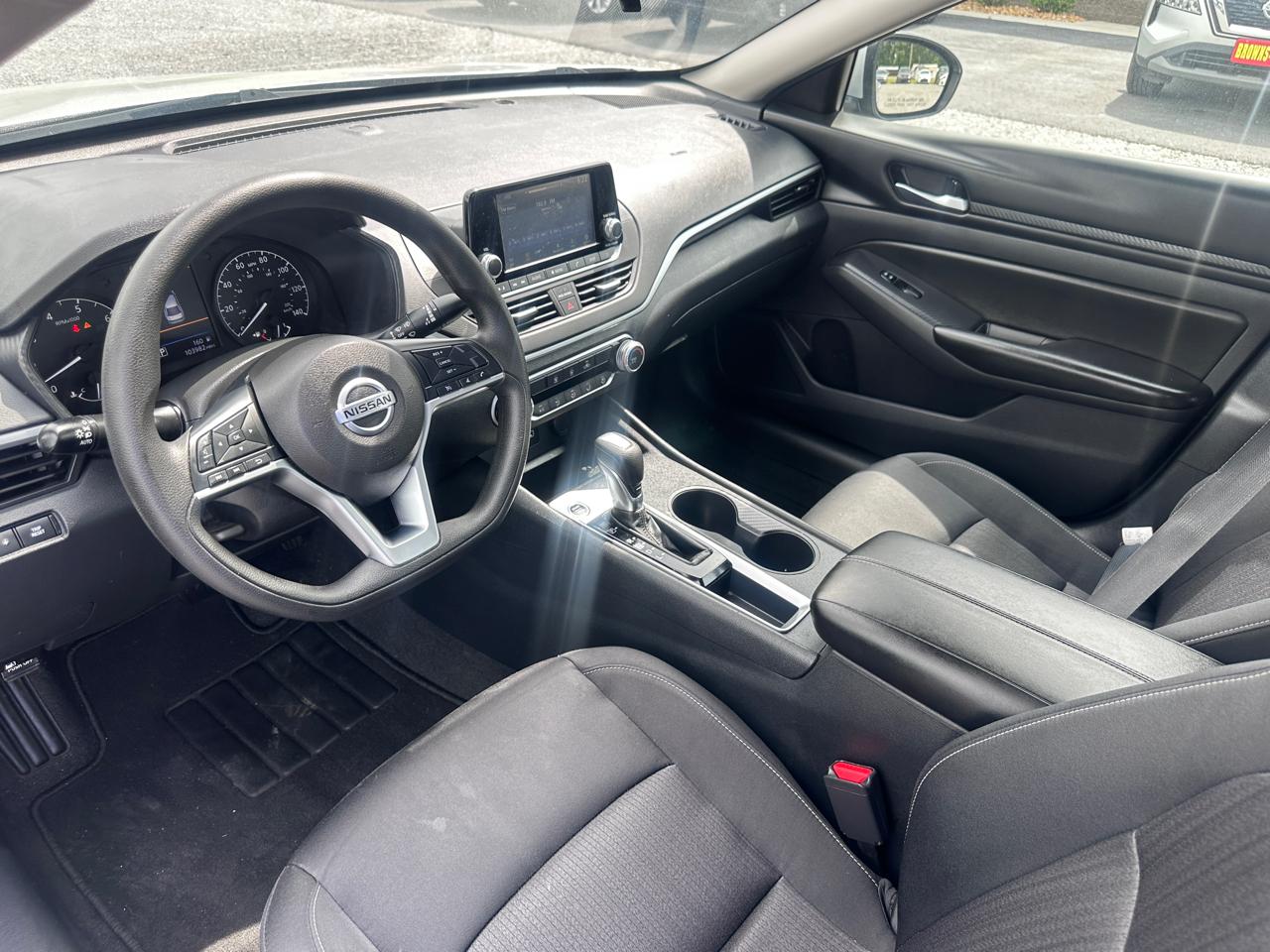 Nissan Altima 2.5 S Sedan 2022