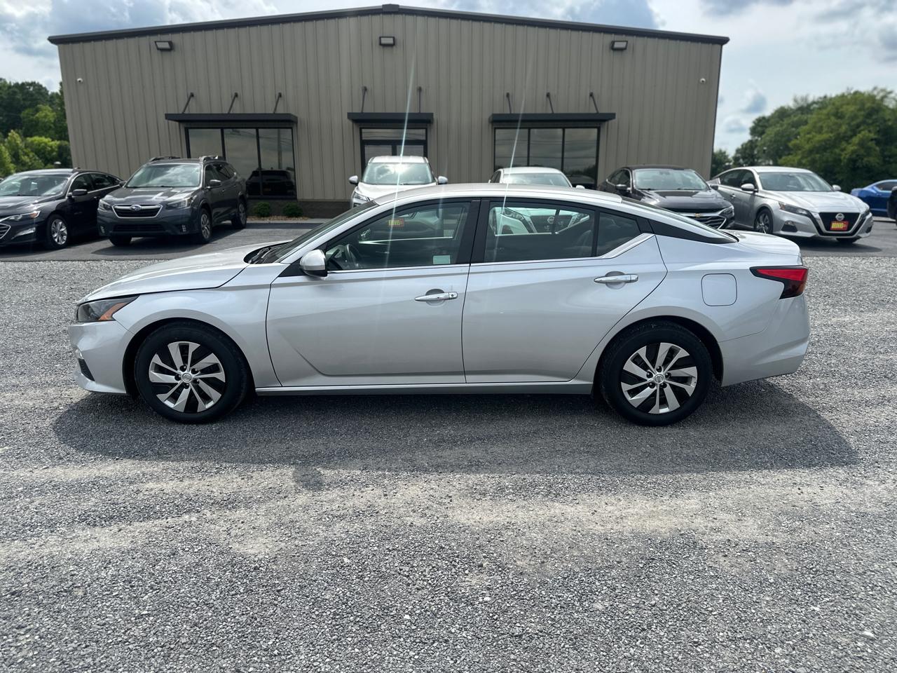 Nissan Altima 2.5 S Sedan 2022