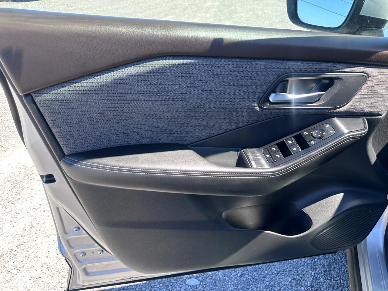 Nissan Rogue FWD SV 2021