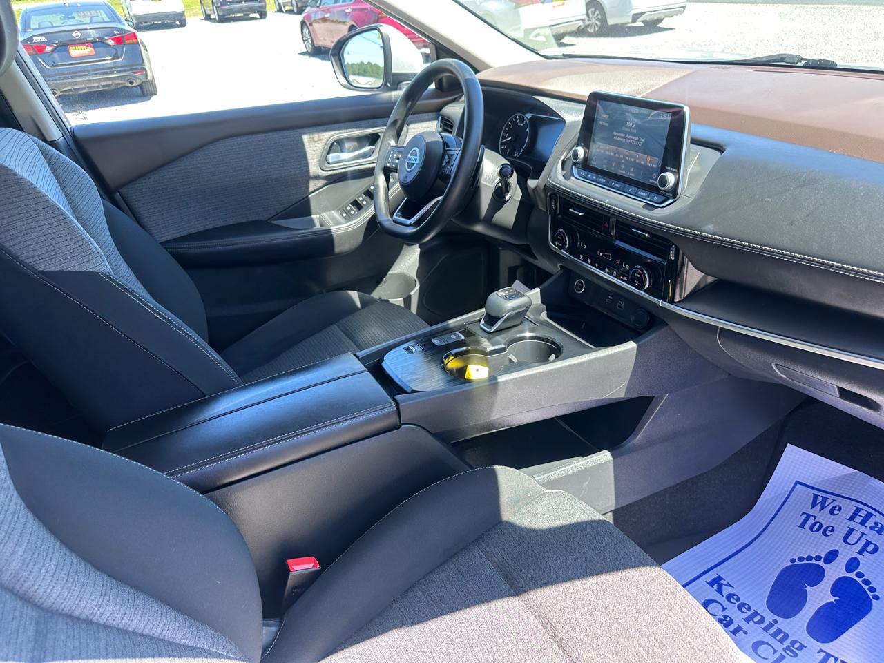 Nissan Rogue FWD SV 2021