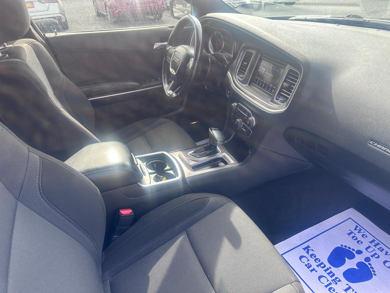 Dodge Charger SXT RWD 2022