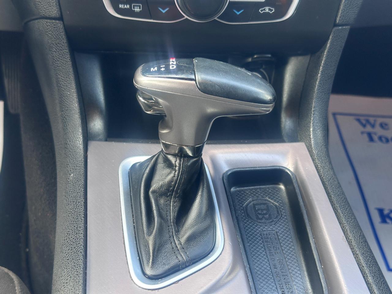 Dodge Charger SXT RWD 2022