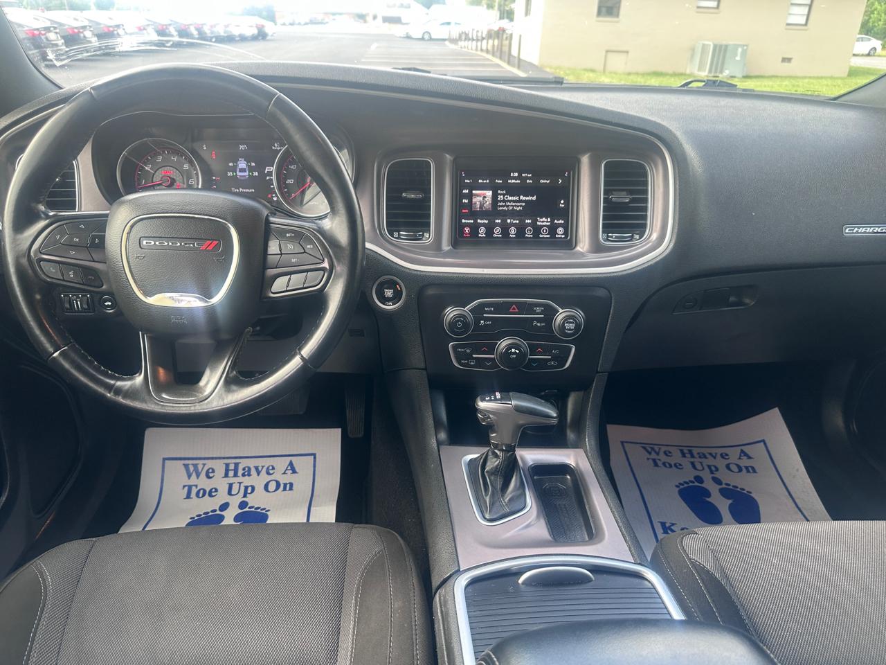 Dodge Charger SXT RWD 2022