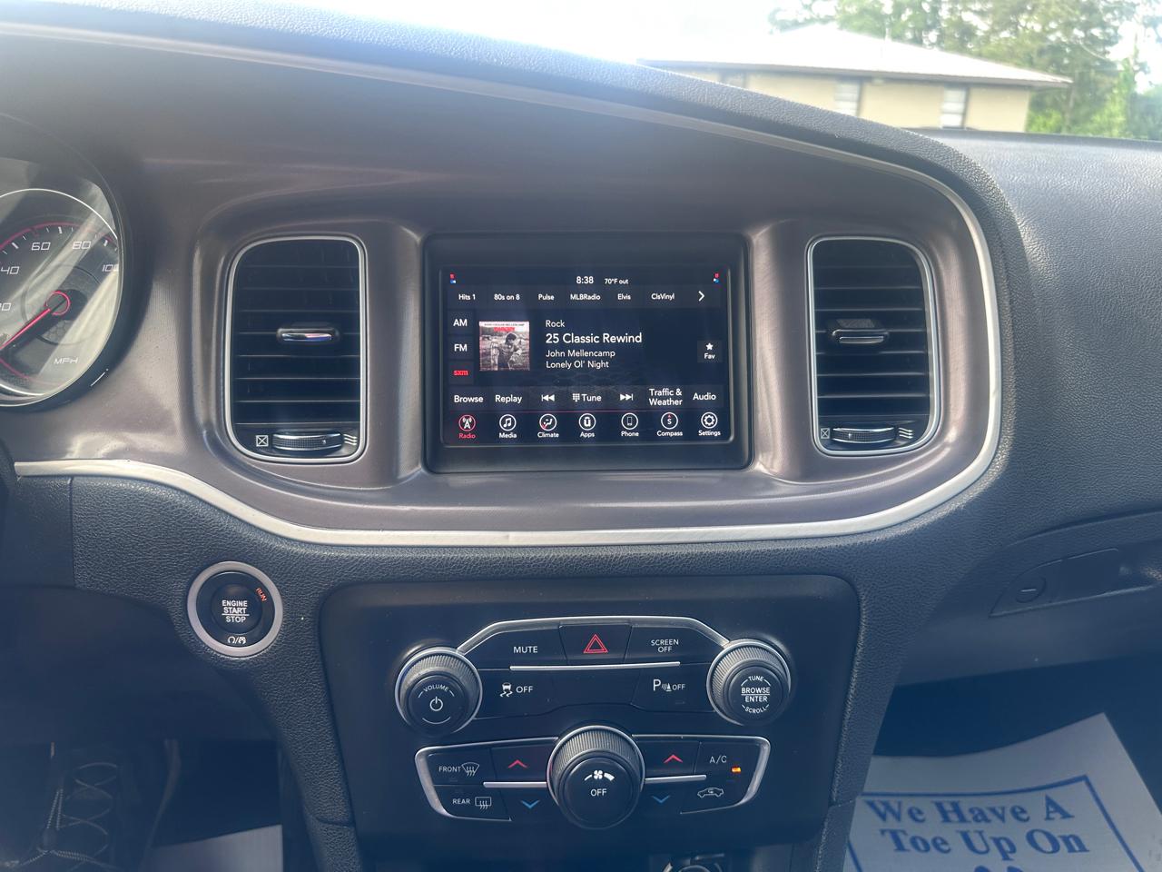 Dodge Charger SXT RWD 2022