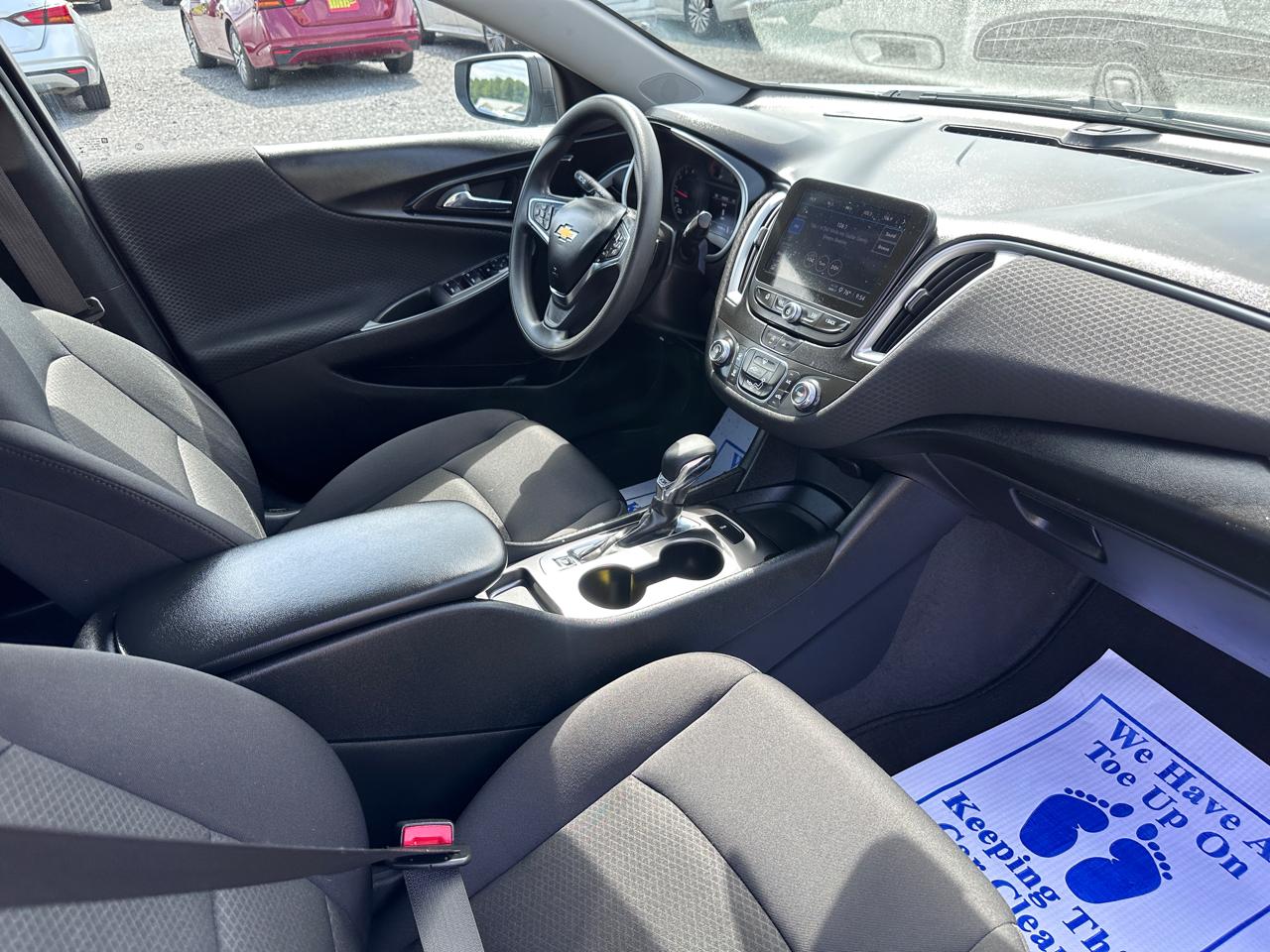 Chevrolet Malibu 4dr Sdn LS w/1FL 2023