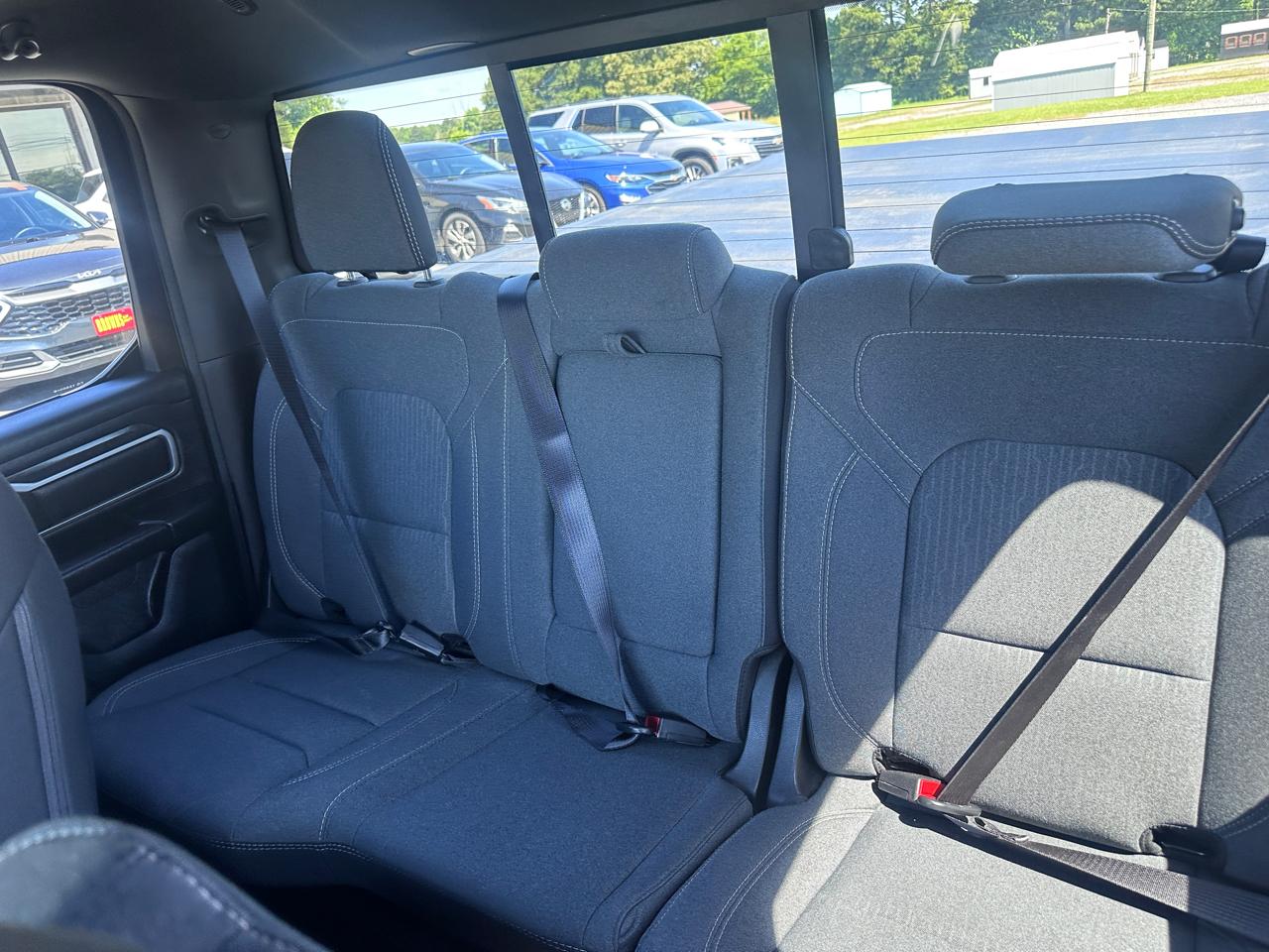RAM 1500 Lone Star 4x2 Quad Cab 6'4" Box 2021