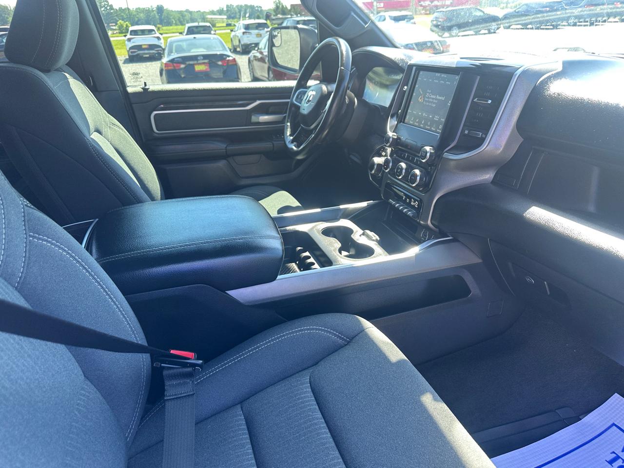 RAM 1500 Lone Star 4x2 Quad Cab 6'4" Box 2021