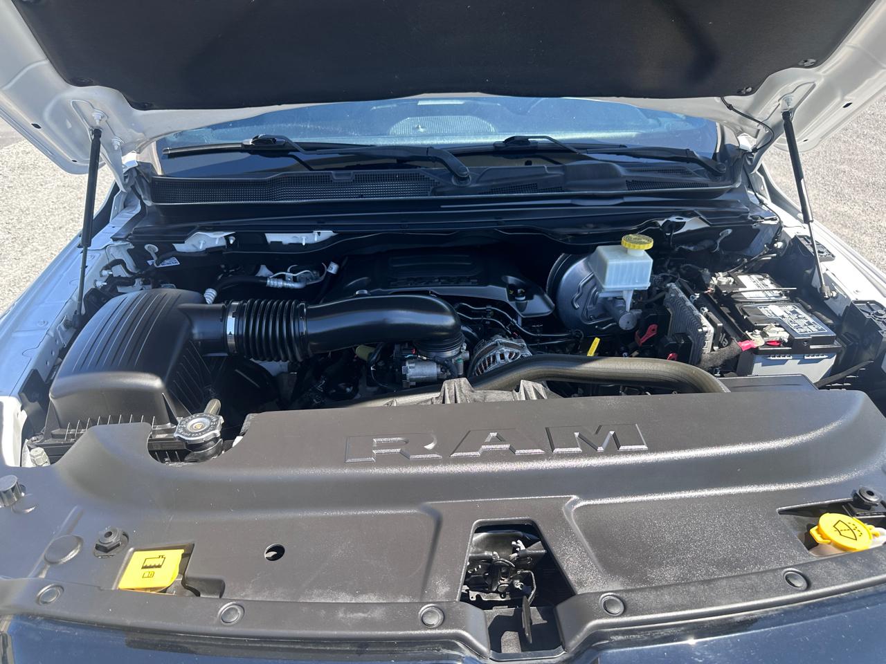 RAM 1500 Lone Star 4x2 Quad Cab 6'4" Box 2021