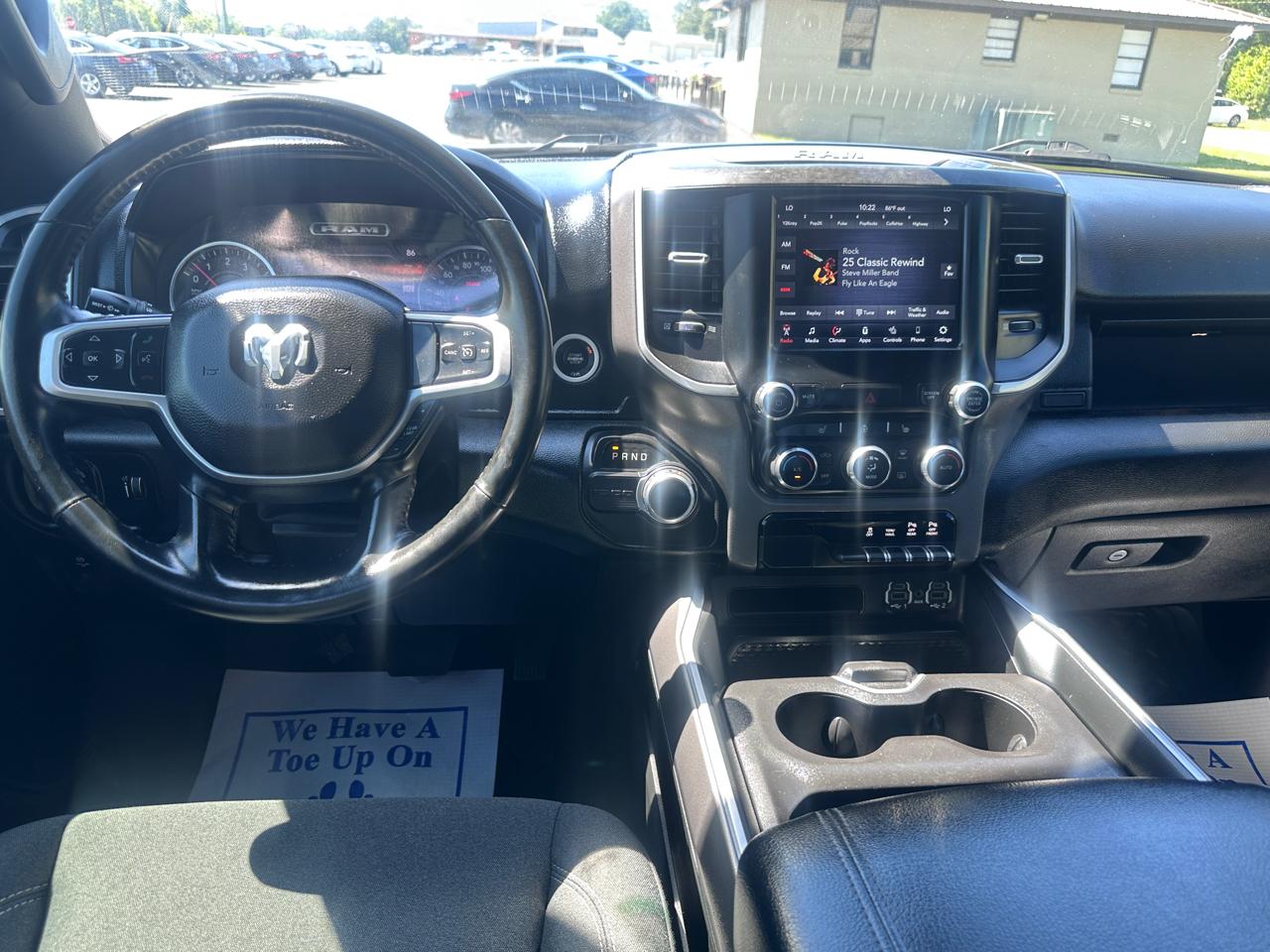 RAM 1500 Lone Star 4x2 Quad Cab 6'4" Box 2021