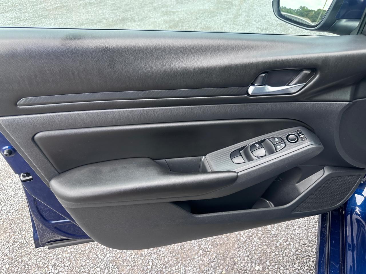 Nissan Altima 2.5 S Sedan 2021