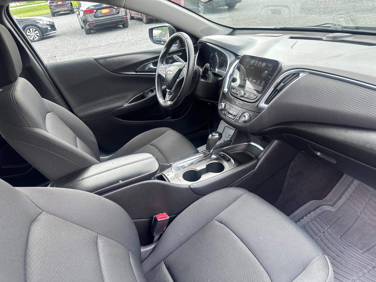 Chevrolet Malibu 4dr Sdn LT w/1LT 2017