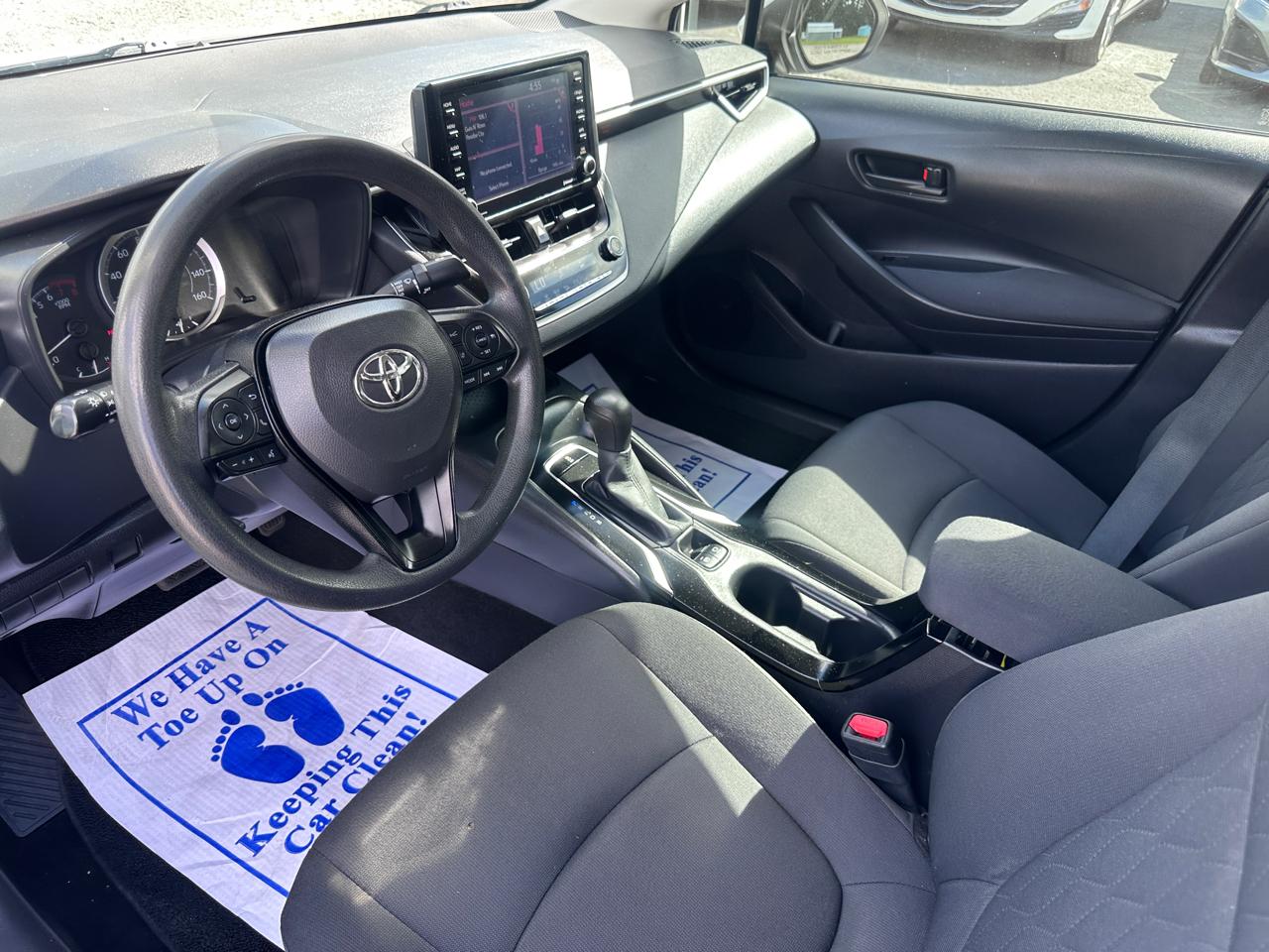 Toyota Corolla LE CVT (Natl) 2022