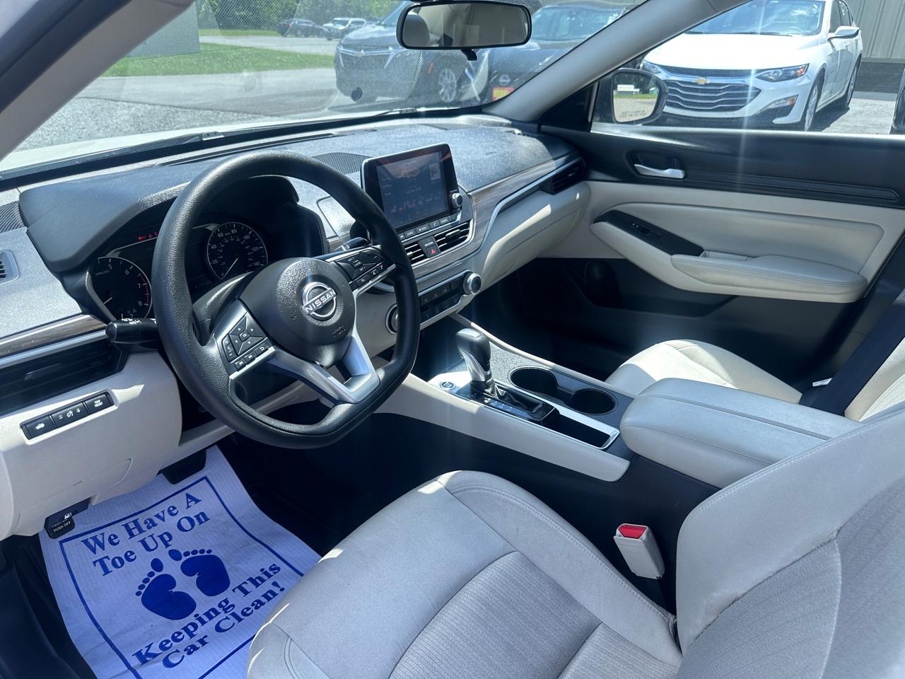 Nissan Altima SV FWD 2025