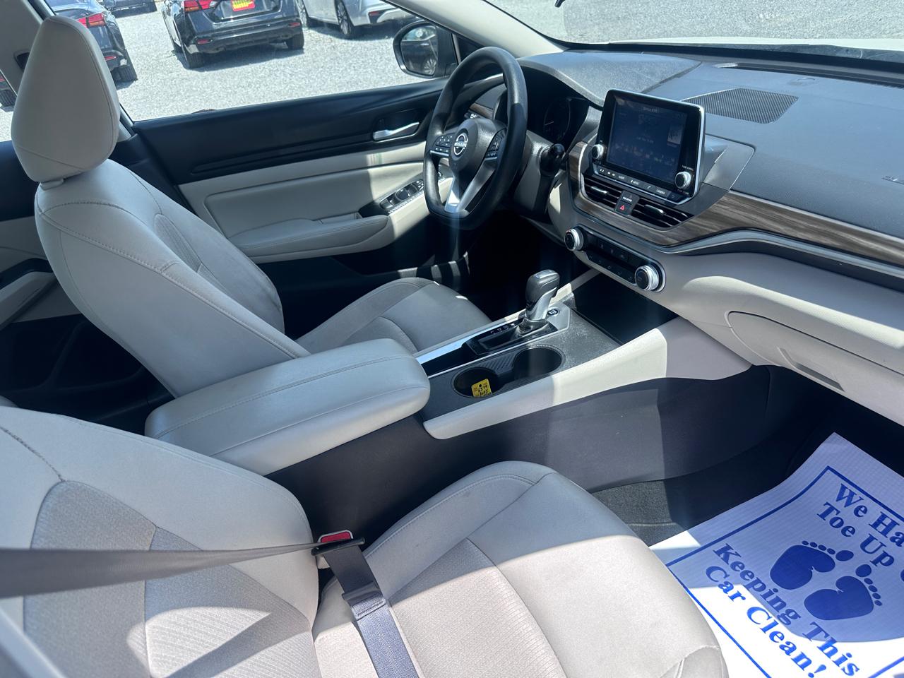 Nissan Altima SV FWD 2025