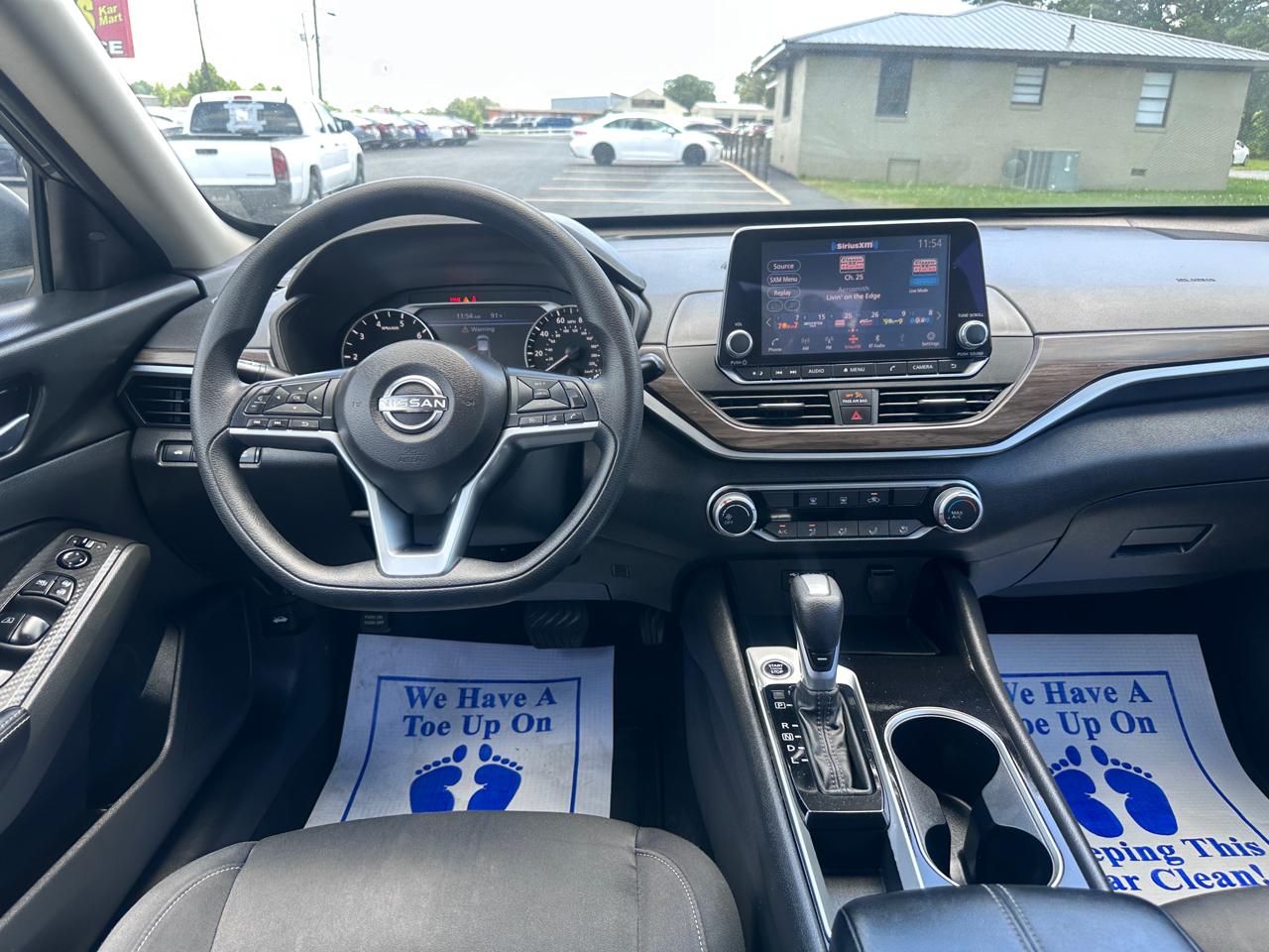 Nissan Altima 2.5 SV Sedan 2024