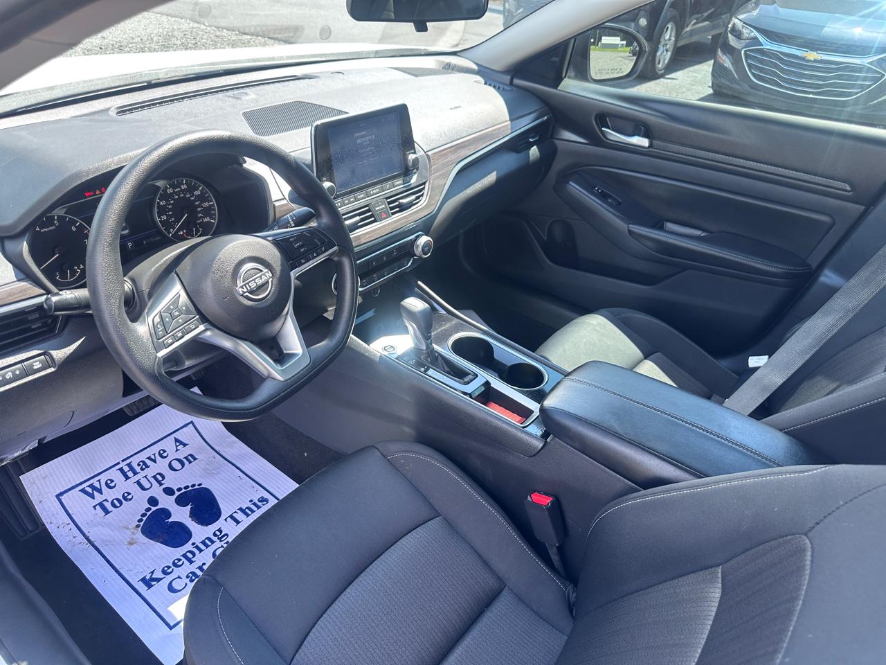 Nissan Altima 2.5 SV Sedan 2024
