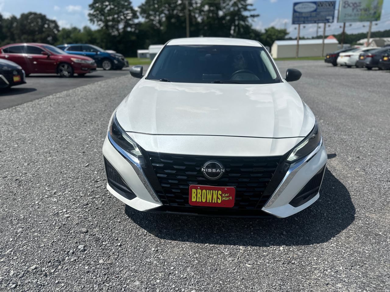 Nissan Altima 2.5 SV Sedan 2024