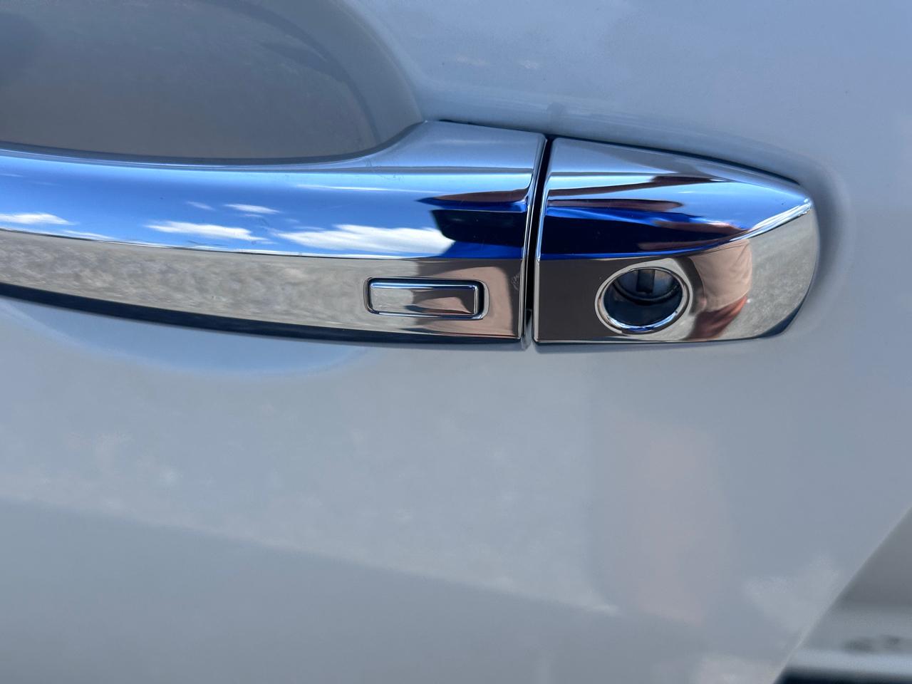 Nissan Altima 2.5 SV Sedan 2024