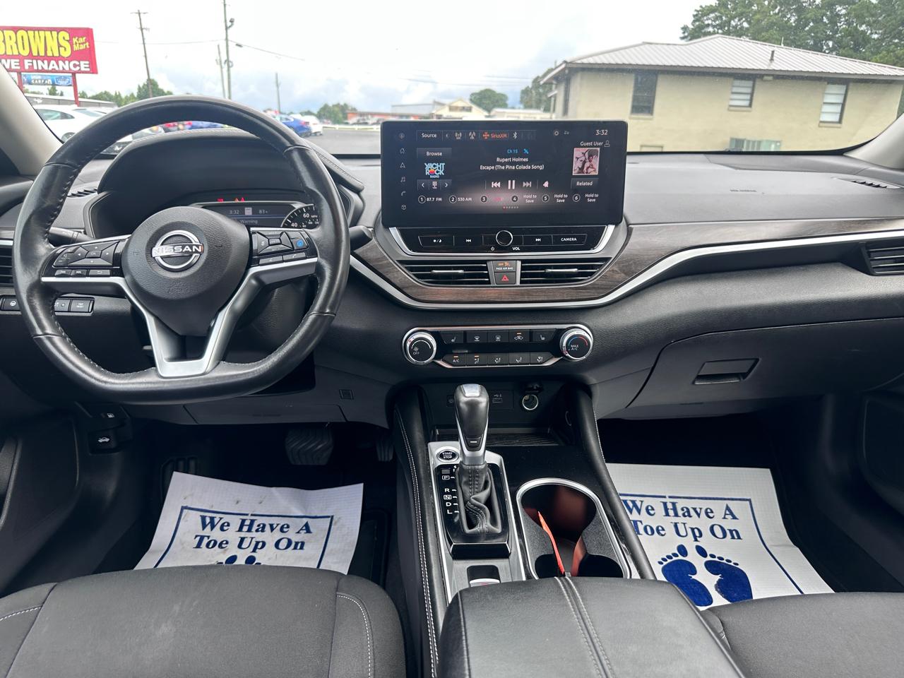 Nissan Altima 2.5 SV Sedan 2023