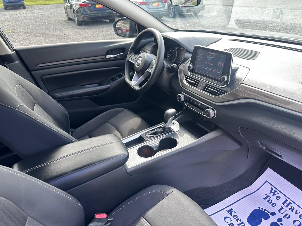 Nissan Altima SV FWD 2025